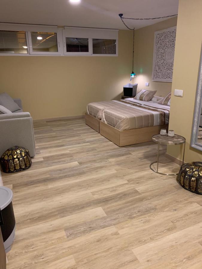 Aparthotel Seven *